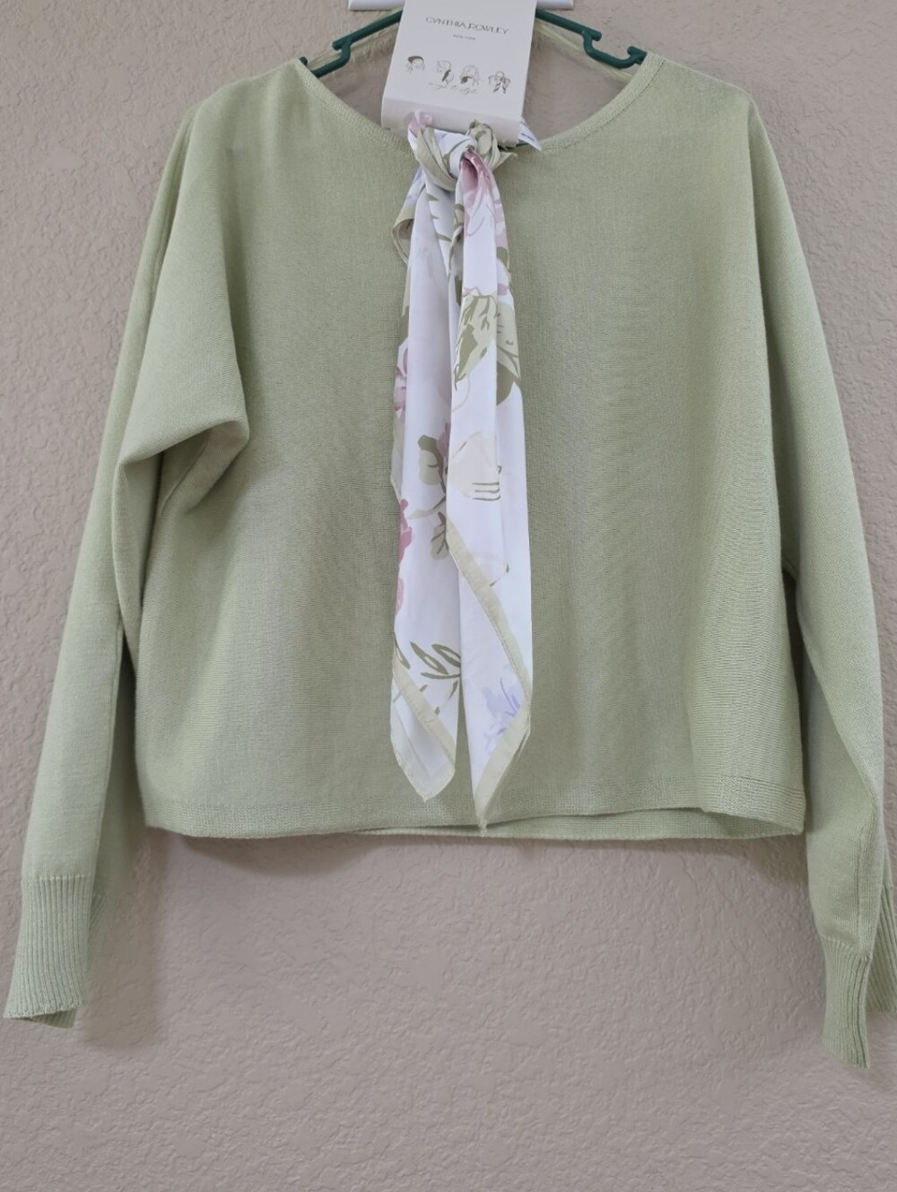 NEW Cynthia Rowley green sweater features a delicate floral scarf